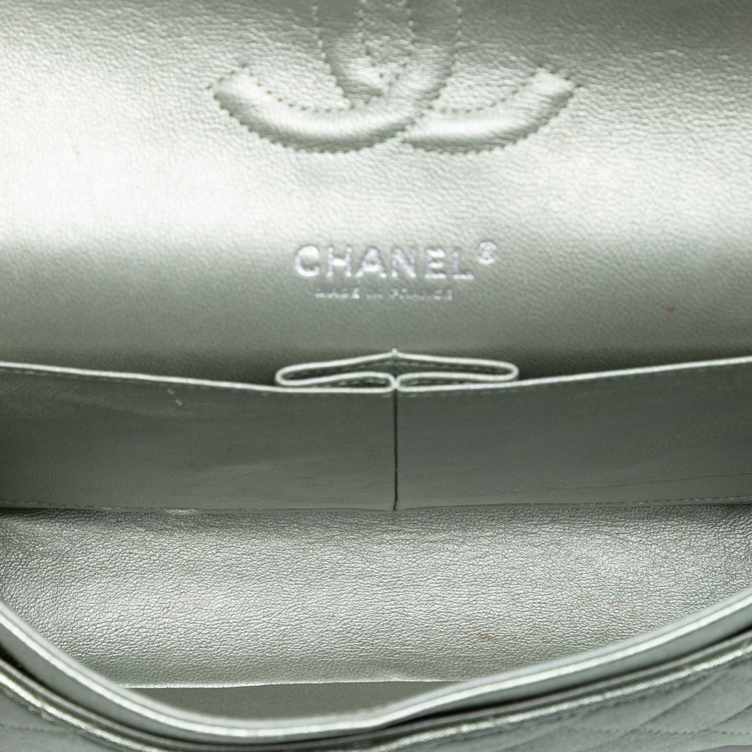 Chanel Medium Classic Metallic Cuir d’agneau Double rabat