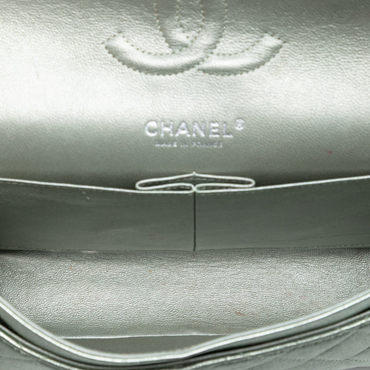 Chanel Medium Classic Metallic Cuir d’agneau Double rabat