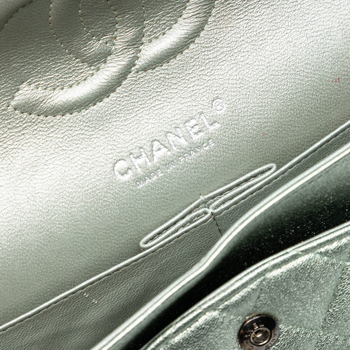 Chanel Medium Classic Metallic Cuir d’agneau Double rabat