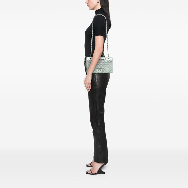 Chanel Medium Classic Metallic Cuir d’agneau Double rabat