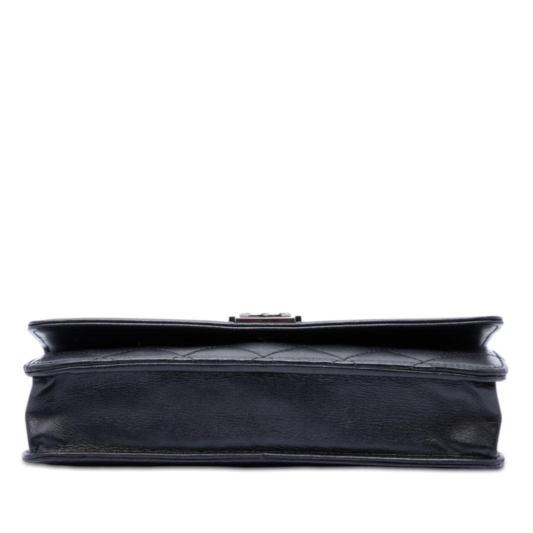 Chanel Matelassé Cuir d'agneau Boy Wallet on Chain