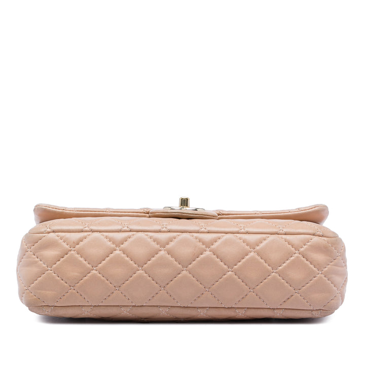 Chanel Medium Classic Cuir d’agneau Double rabat