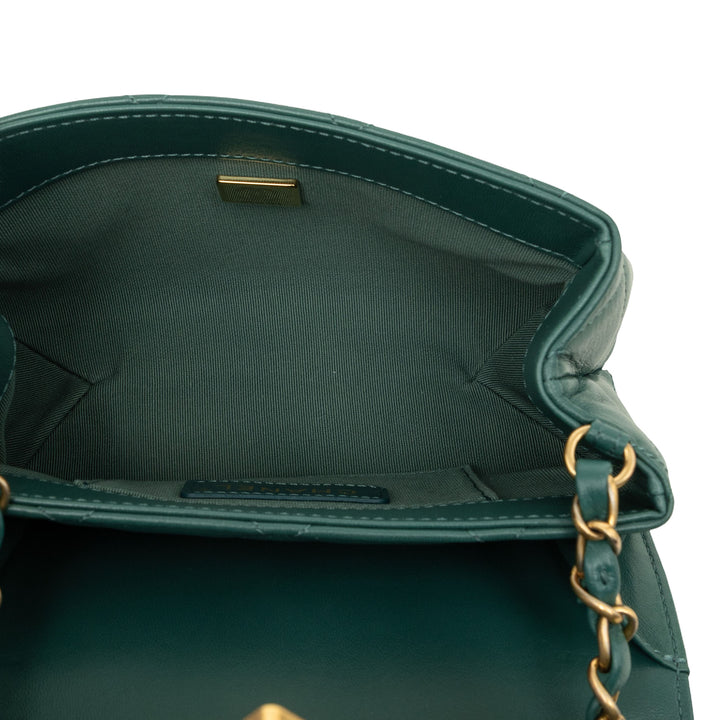 Chanel Diamond Lock à rabat Mini Cuir d'agneau Vert – vue 4 – GABY PARIS