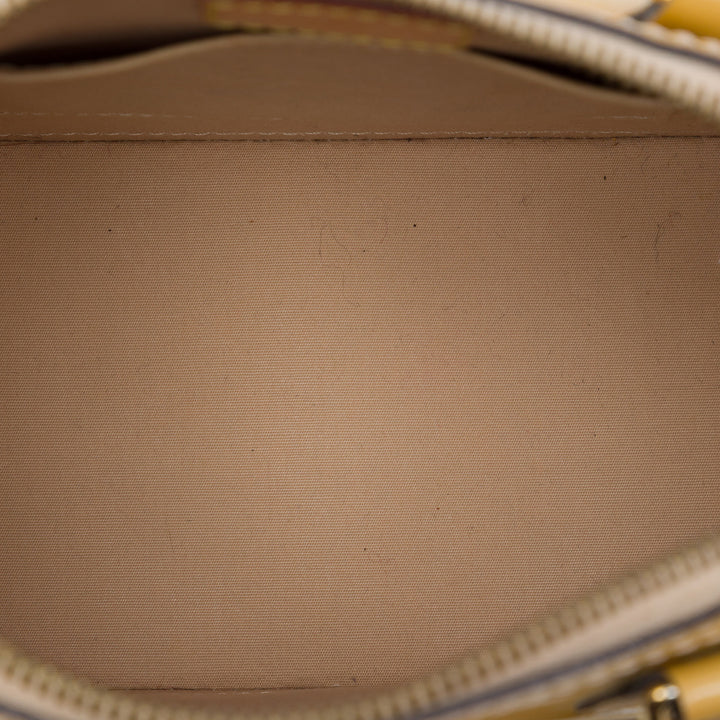 Louis Vuitton Sac à main Alma Monogram BB Cuir verni Jaune – vue 4 – GABY PARIS