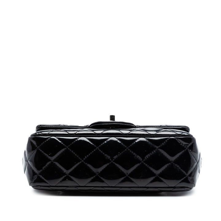 Chanel Mini Rectangular Classic Cuir verni Simple rabat