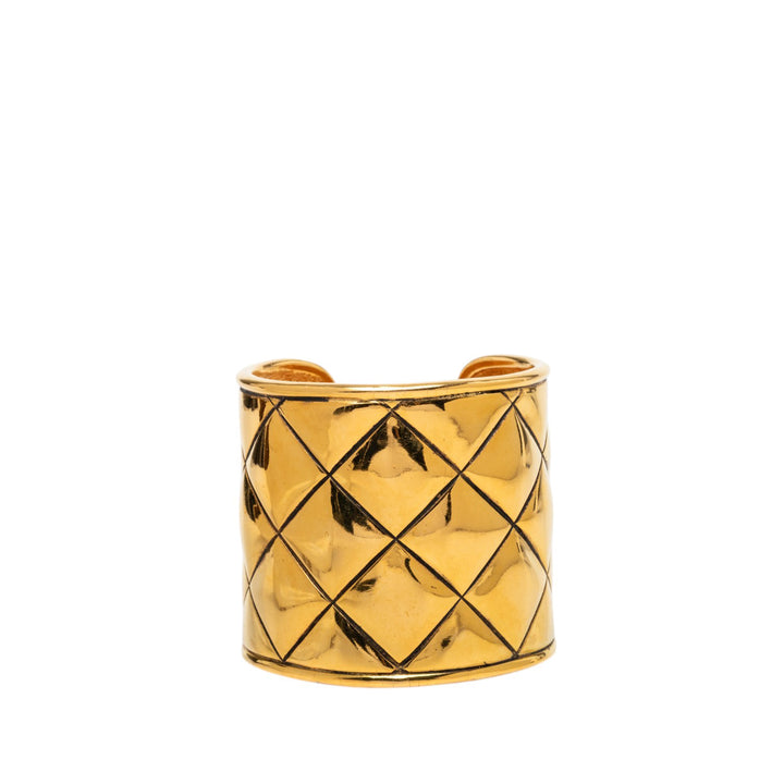 Chanel plaqué Matelassé Bangle