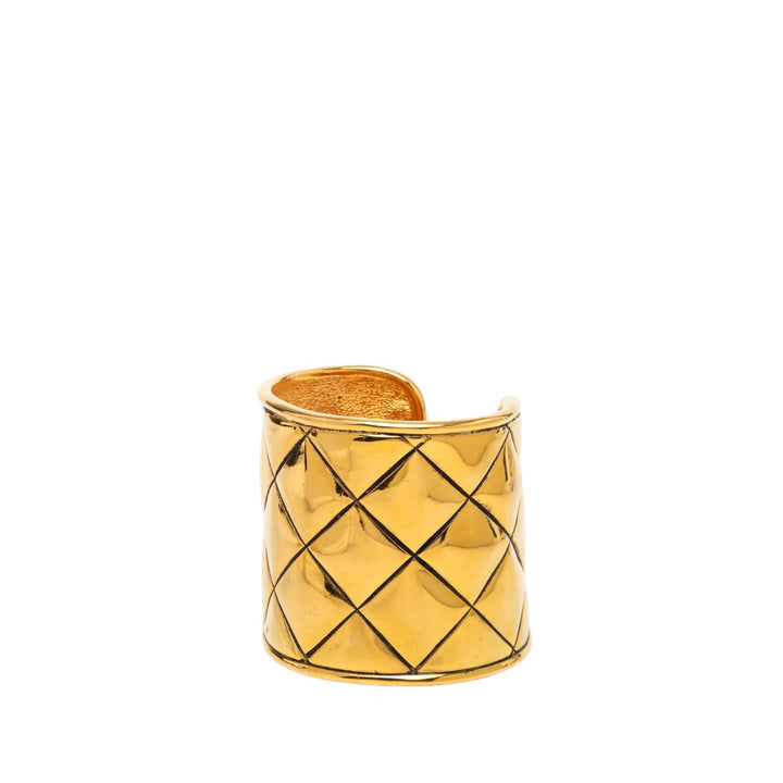 Chanel plaqué Matelassé Bangle