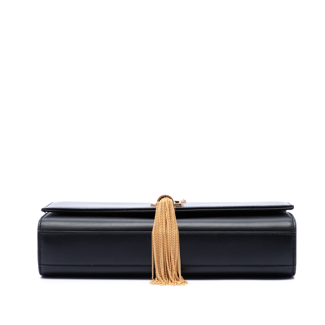 Saint Laurent Medium Smooth Cuir de veau Classic Monogram Kate Pompon Sac porté croisé