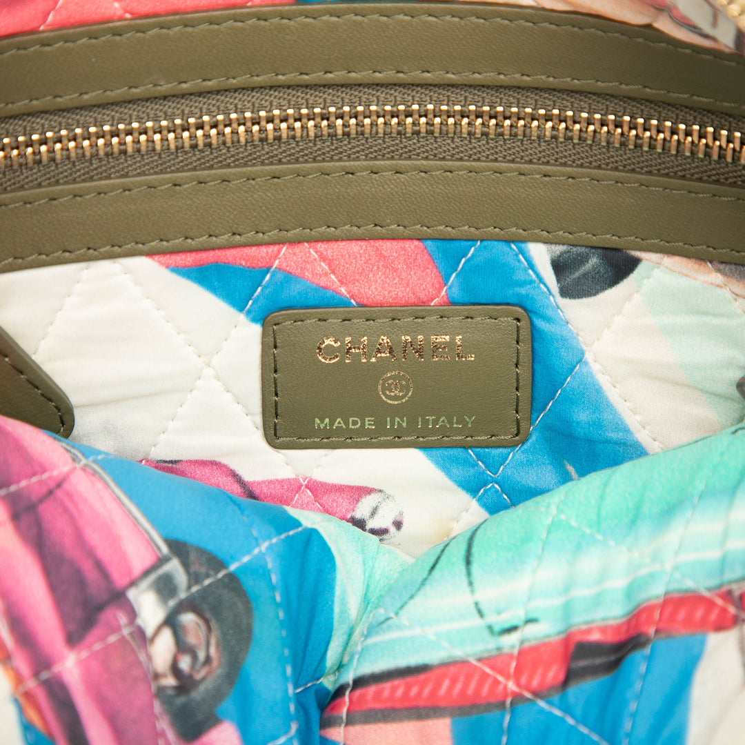 Chanel Medium Matelassé Cuir d’agneau Cuba La Habana O Étui Pochette