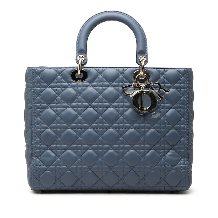 Dior Lady Dior Cannage Grand Cuir d'agneau Bleu – vue principale – GABY PARIS