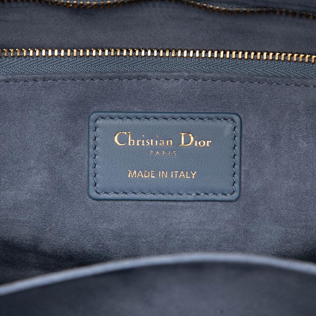 Dior Lady Dior Cannage Grand Cuir d'agneau Bleu – vue 5 – GABY PARIS