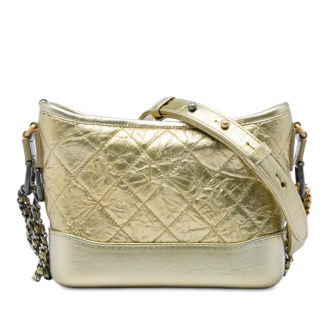 Chanel Matelassé Métallisé vieilli Gabrielle Hobo Petit Cuir de veau Doré – vue principale – GABY PARIS