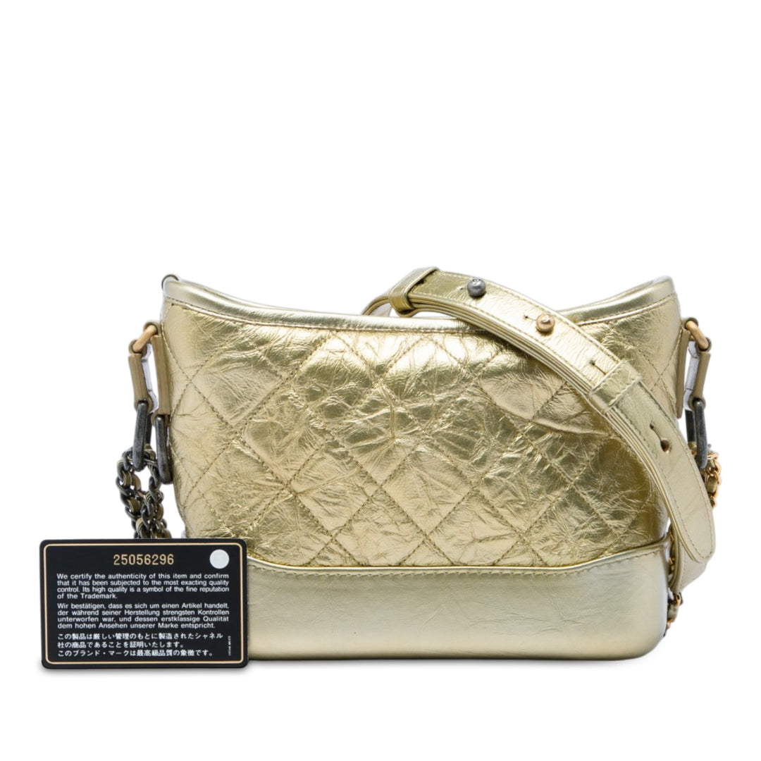Chanel Matelassé Métallisé vieilli Gabrielle Hobo Petit Cuir de veau Doré – vue 6 – GABY PARIS