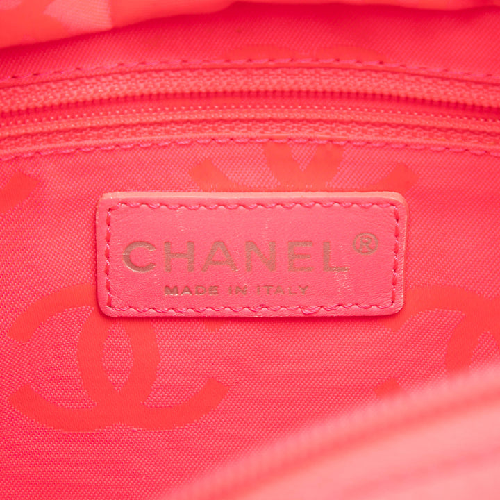 Chanel Medium Matelassé Cuir de veau Cambon Ligne Cabas