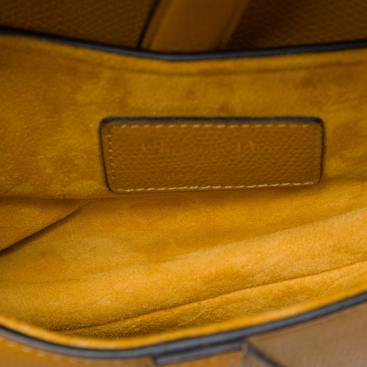 Dior grainé Saddle Sac Mini Cuir de veau grainé Marron – vue 4 – GABY PARIS