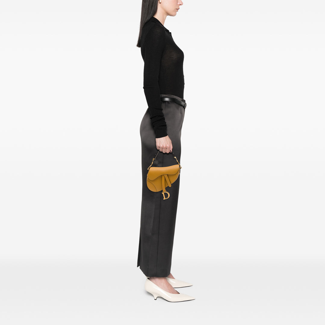 Dior grainé Saddle Sac Mini Cuir de veau grainé Marron – vue 6 – GABY PARIS