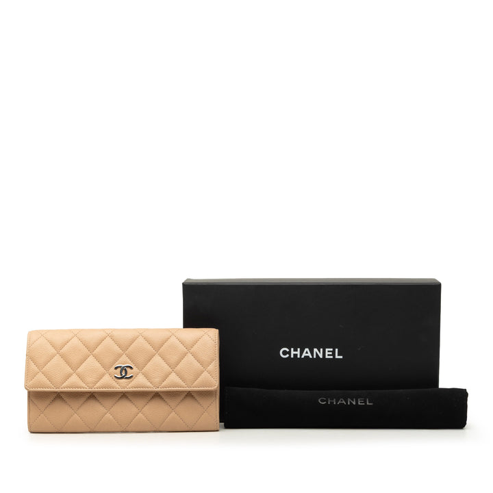 Chanel CC Matelassé Caviar Gusset à rabat Portefeuille long