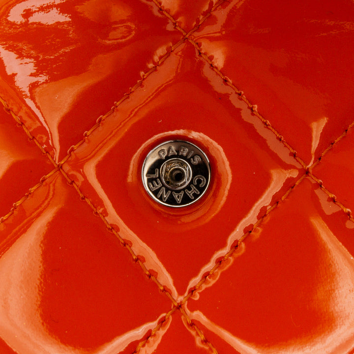 Classic Patent Wallet On Chain Orange - Gaby Paris