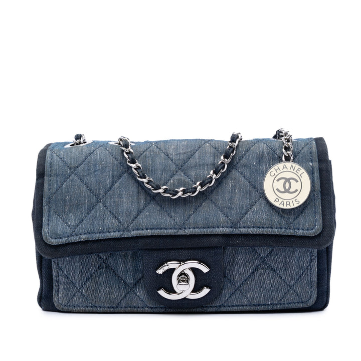 Chanel Small Bicolor Matelassé Jean Medallion à rabat