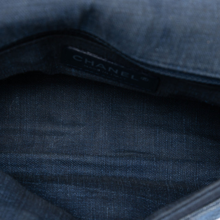 Chanel Small Bicolor Matelassé Jean Medallion à rabat