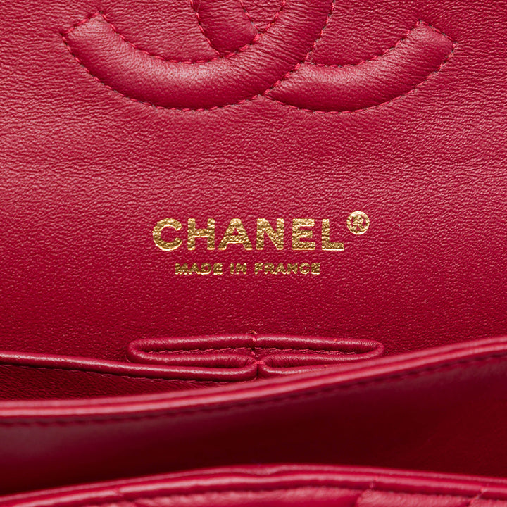 Chanel Medium Classic Chevron Cuir d’agneau Double rabat
