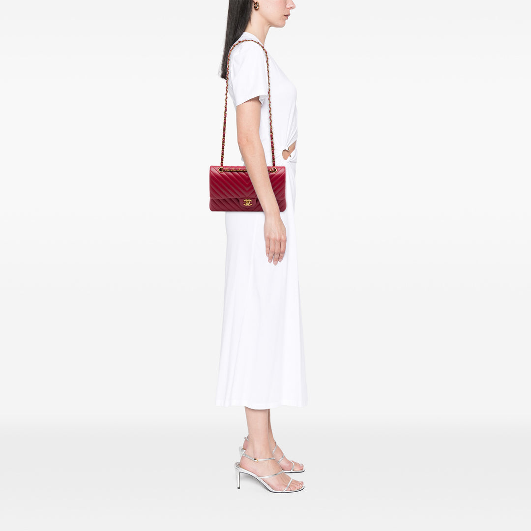 Chanel Medium Classic Chevron Cuir d’agneau Double rabat