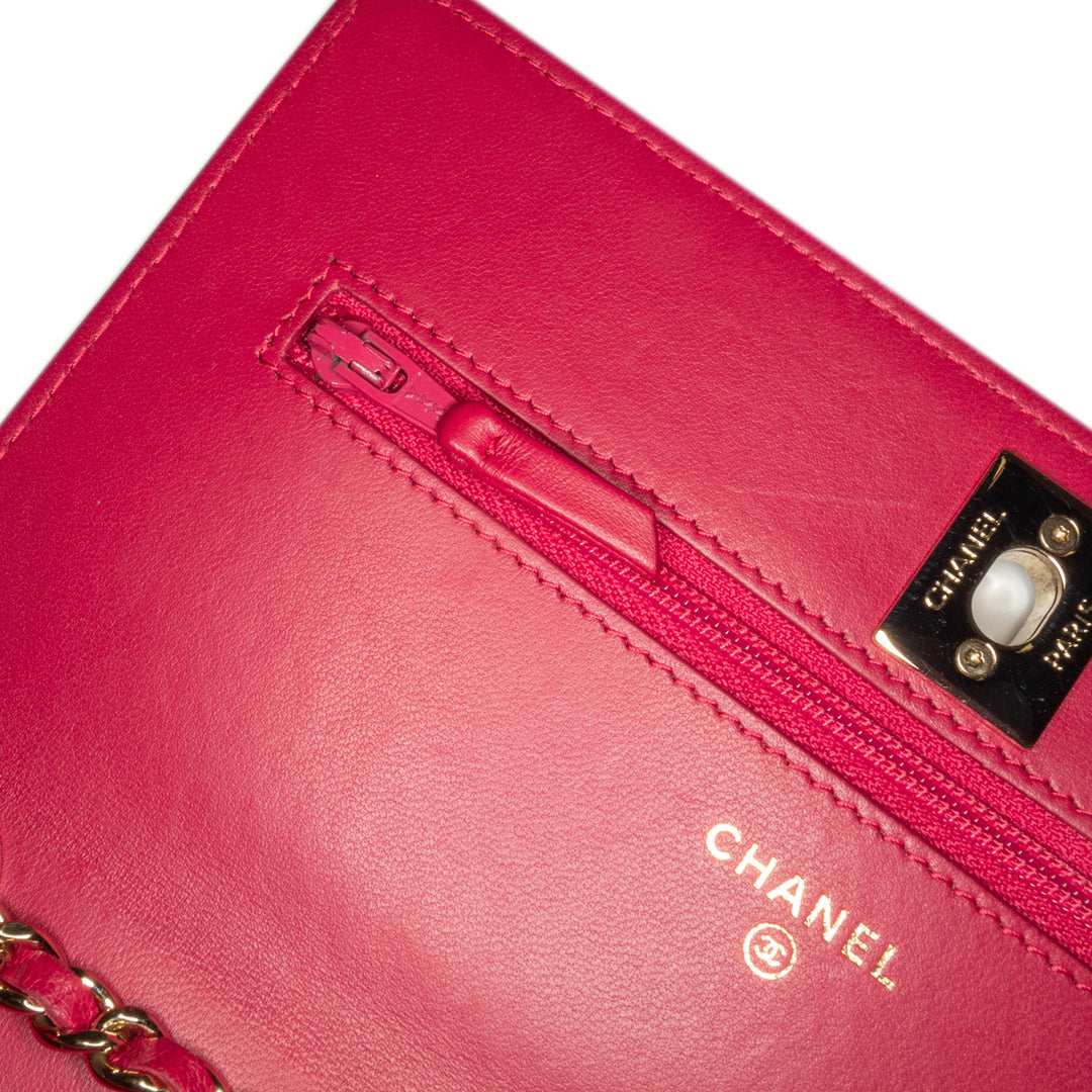 Lambskin Trendy CC Wallet On Chain Pink - Gaby Paris