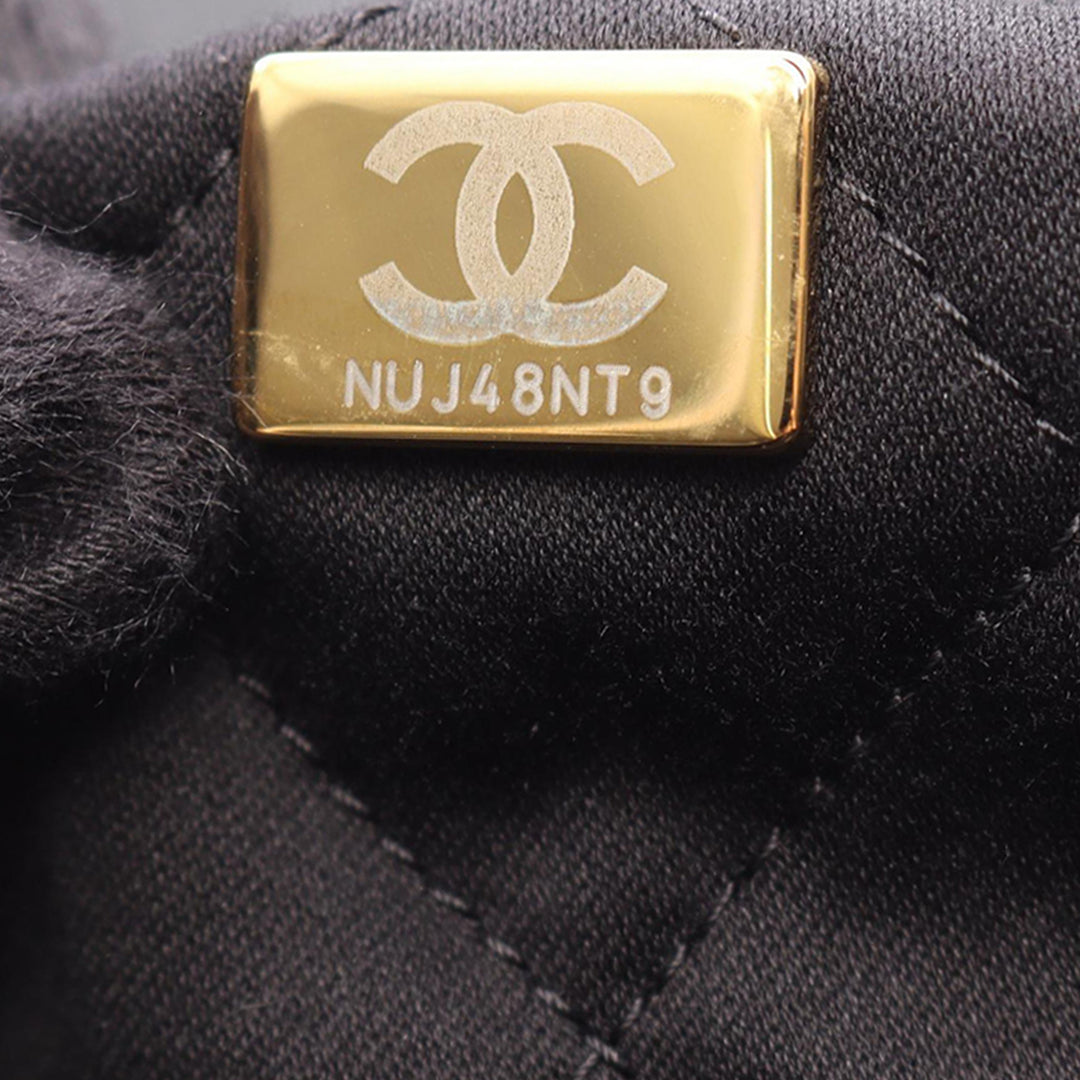 Chanel Sac porté épaule brillant 22 Hobo Grand Cuir de veau Noir – vue 5 – GABY PARIS