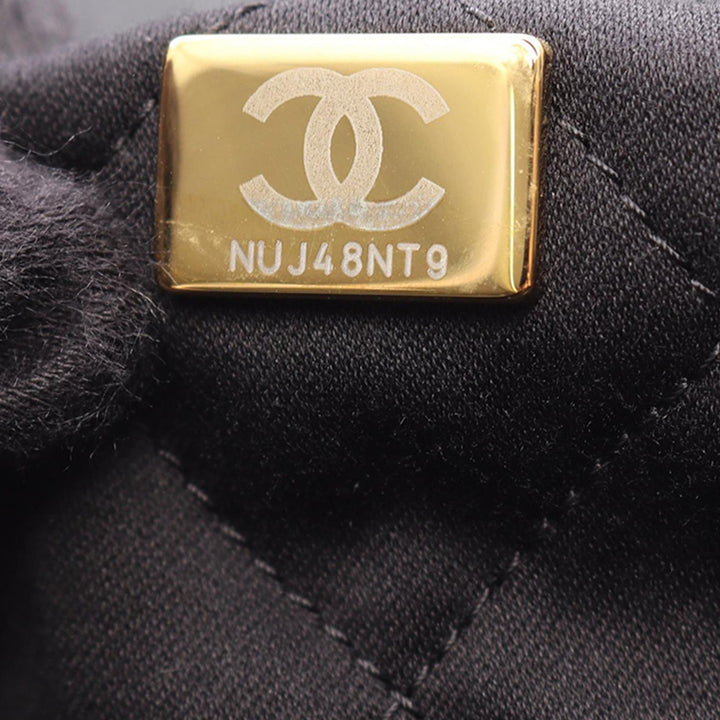 Chanel Sac porté épaule brillant 22 Hobo Grand Cuir de veau Noir – vue 5 – GABY PARIS