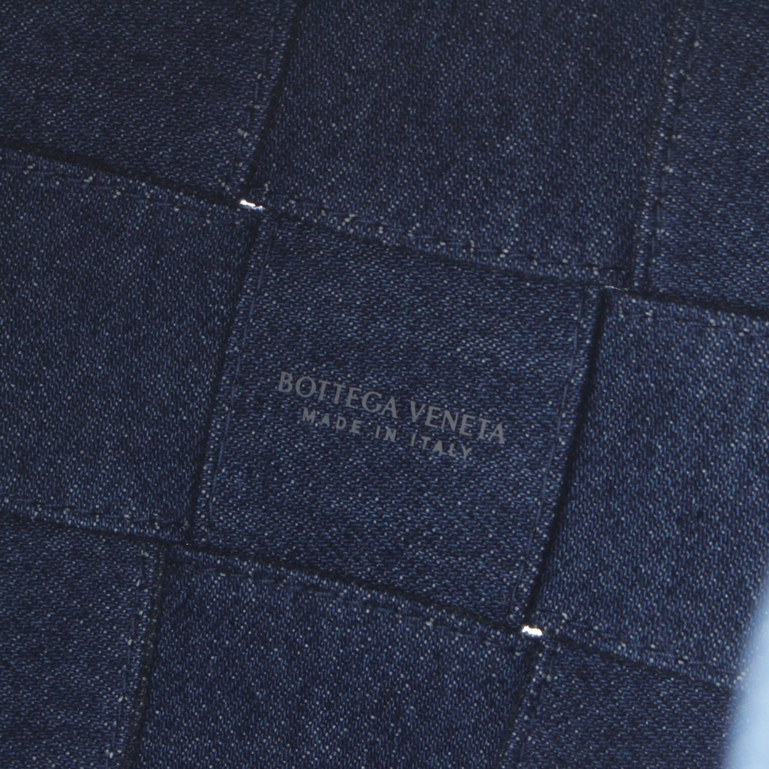 Bottega Veneta Intrecciato Cassette Sac seau Petit Jean