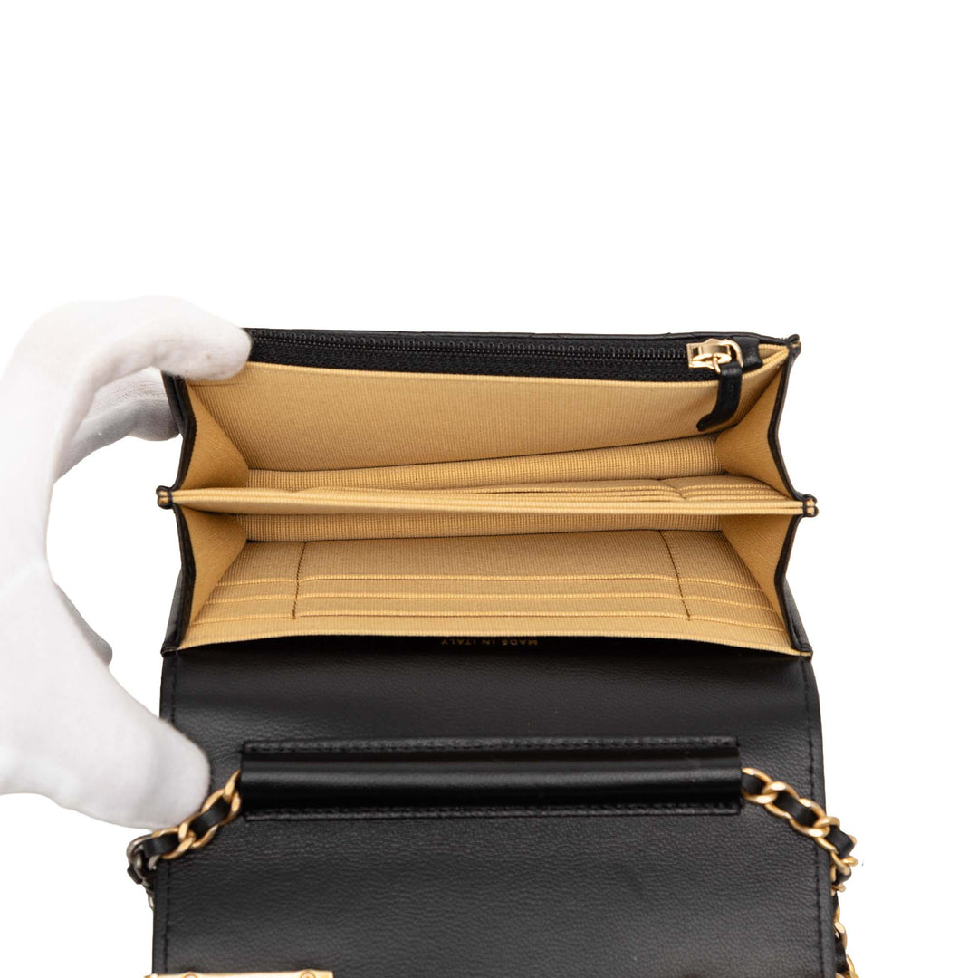 Chanel Mini CC Matelassé Cuir d’agneau Coco Clips Wallet on Chain