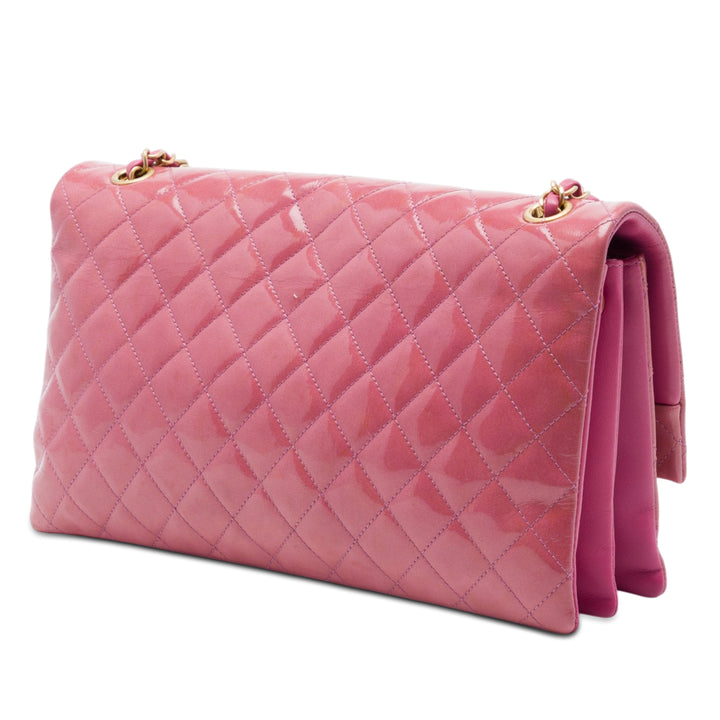 Chanel Matelassé froissé Cuir verni Pagoda Accordion à rabat