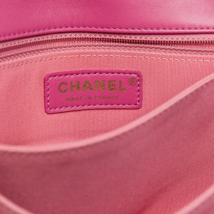 Chanel Matelassé froissé Cuir verni Pagoda Accordion à rabat