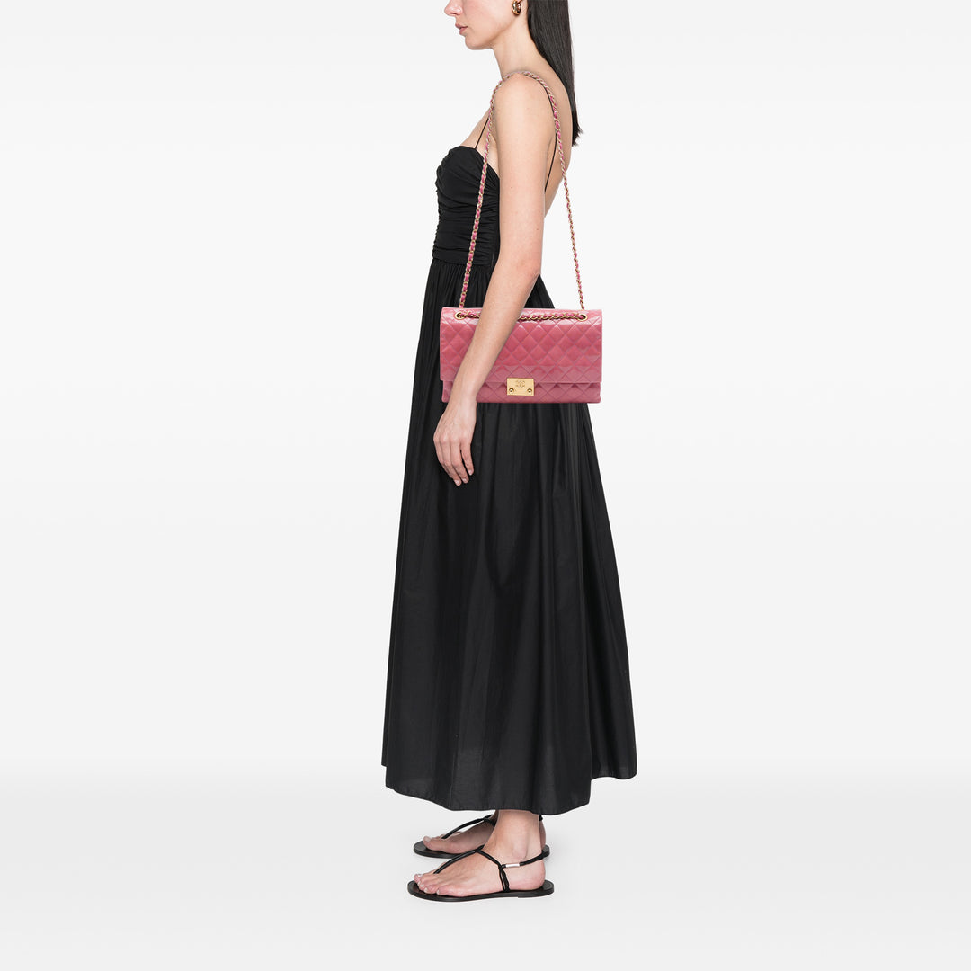 Chanel Matelassé froissé Cuir verni Pagoda Accordion à rabat
