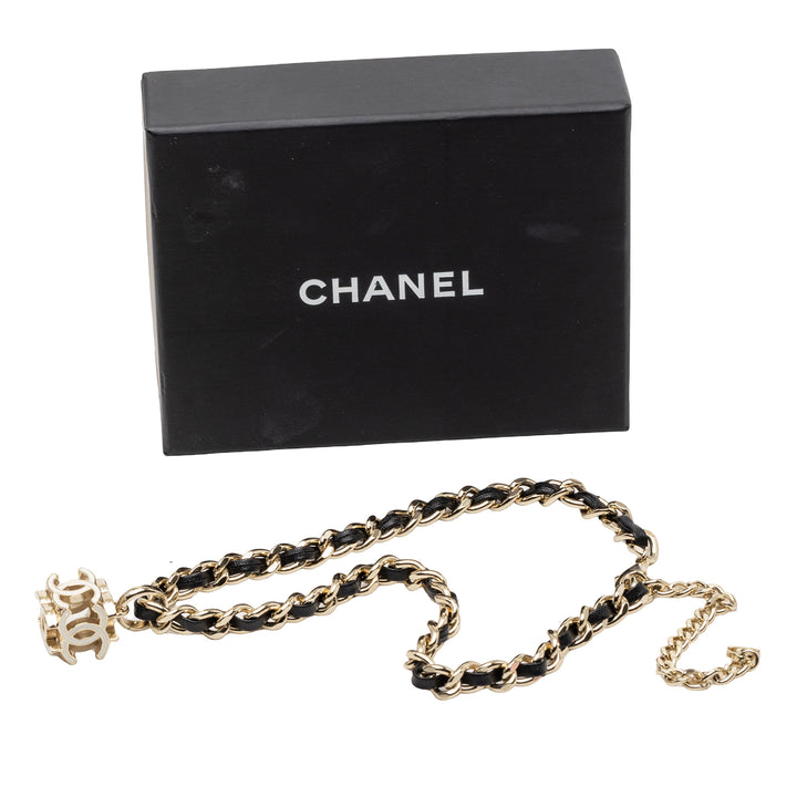 Chanel plaqué CC Cube Pendant Choker Collier