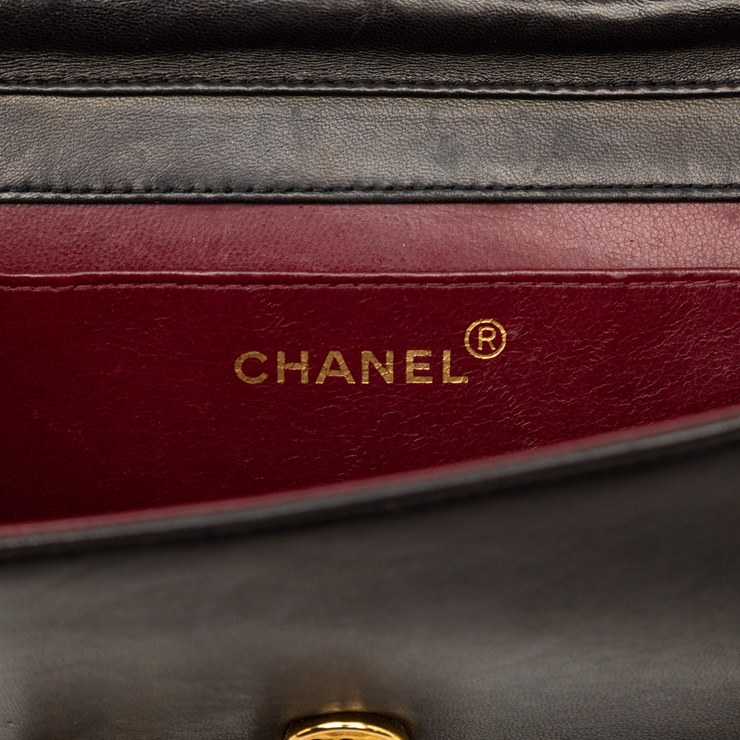 Chanel CC Matelassé Cuir d’agneau Full Simple rabat