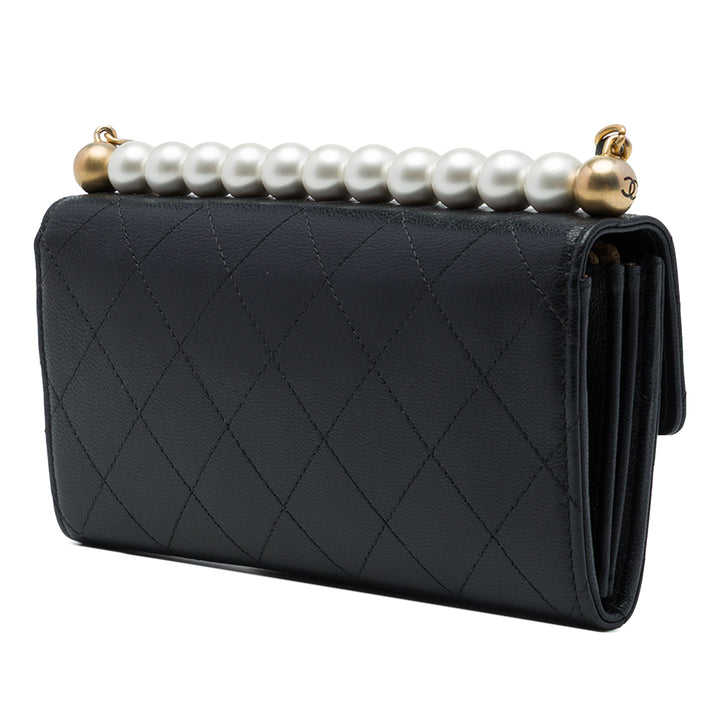 Chanel Pochette Matelassé Chic Perles avec chaîne Cuir de chèvre Noir – vue 2 – GABY PARIS