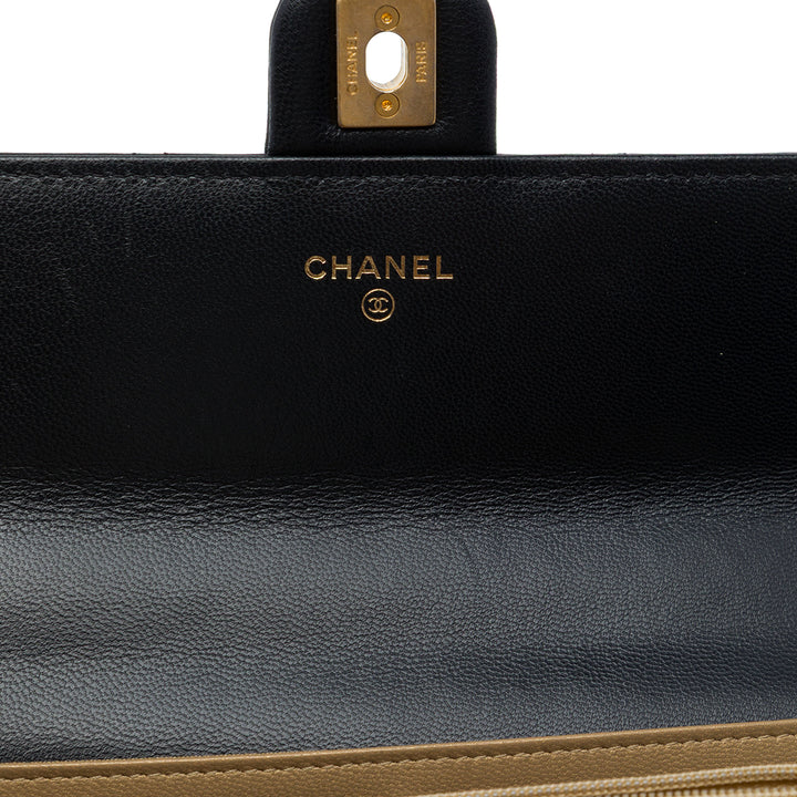 Chanel Pochette Matelassé Chic Perles avec chaîne Cuir de chèvre Noir – vue 5 – GABY PARIS