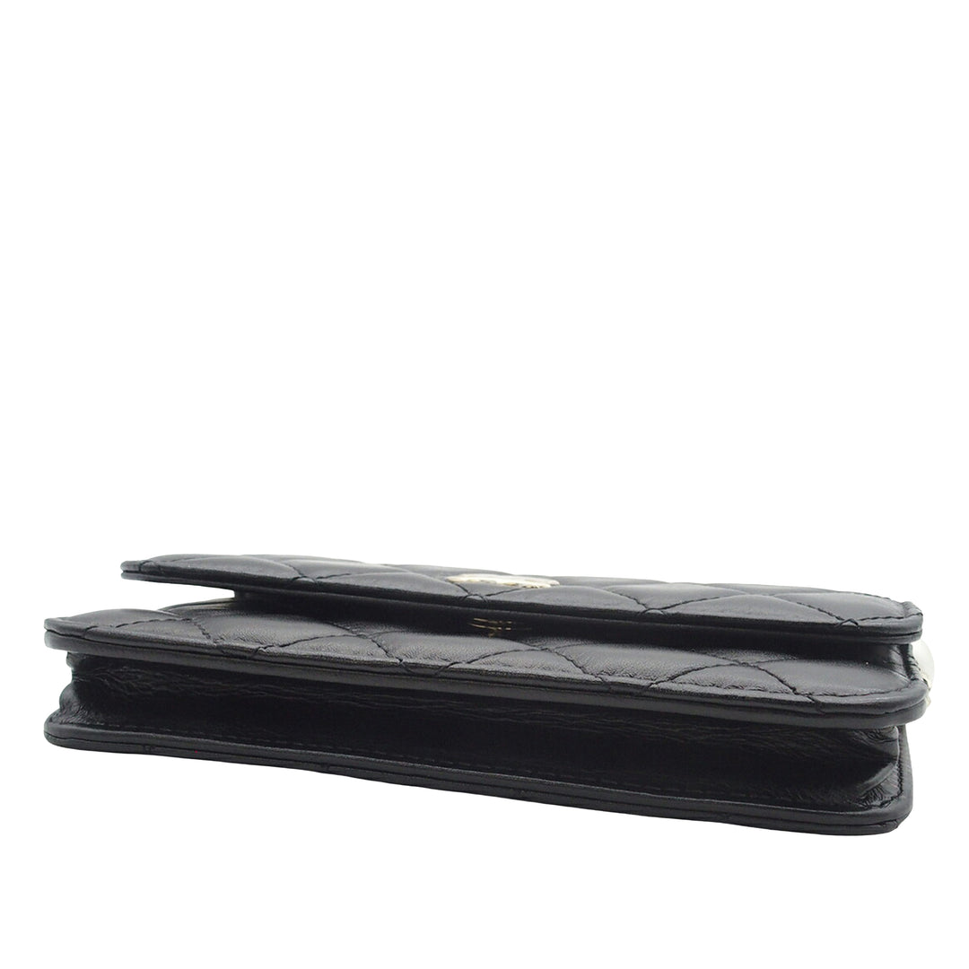 Chanel Matelassé Cuir de veau Maxi Perles Pochette avec chaîne