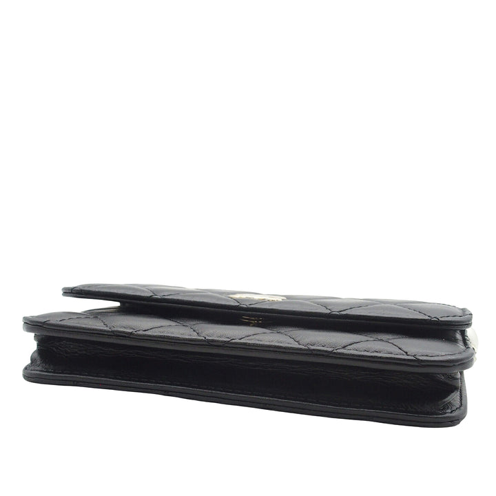Chanel Matelassé Cuir de veau Maxi Perles Pochette avec chaîne