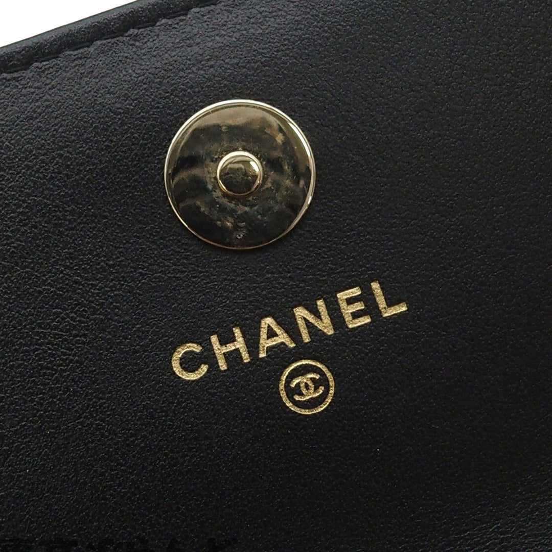 Chanel Matelassé Cuir de veau Maxi Perles Pochette avec chaîne