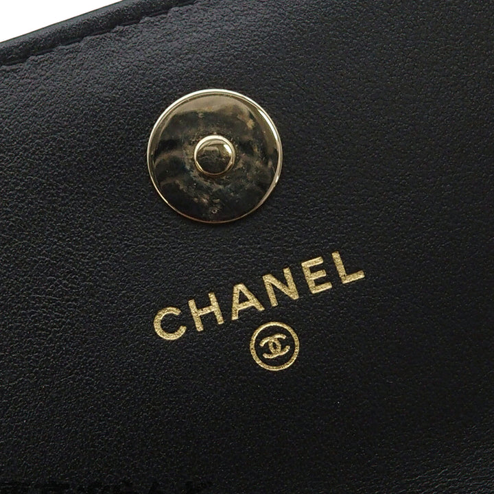 Chanel Matelassé Cuir de veau Maxi Perles Pochette avec chaîne