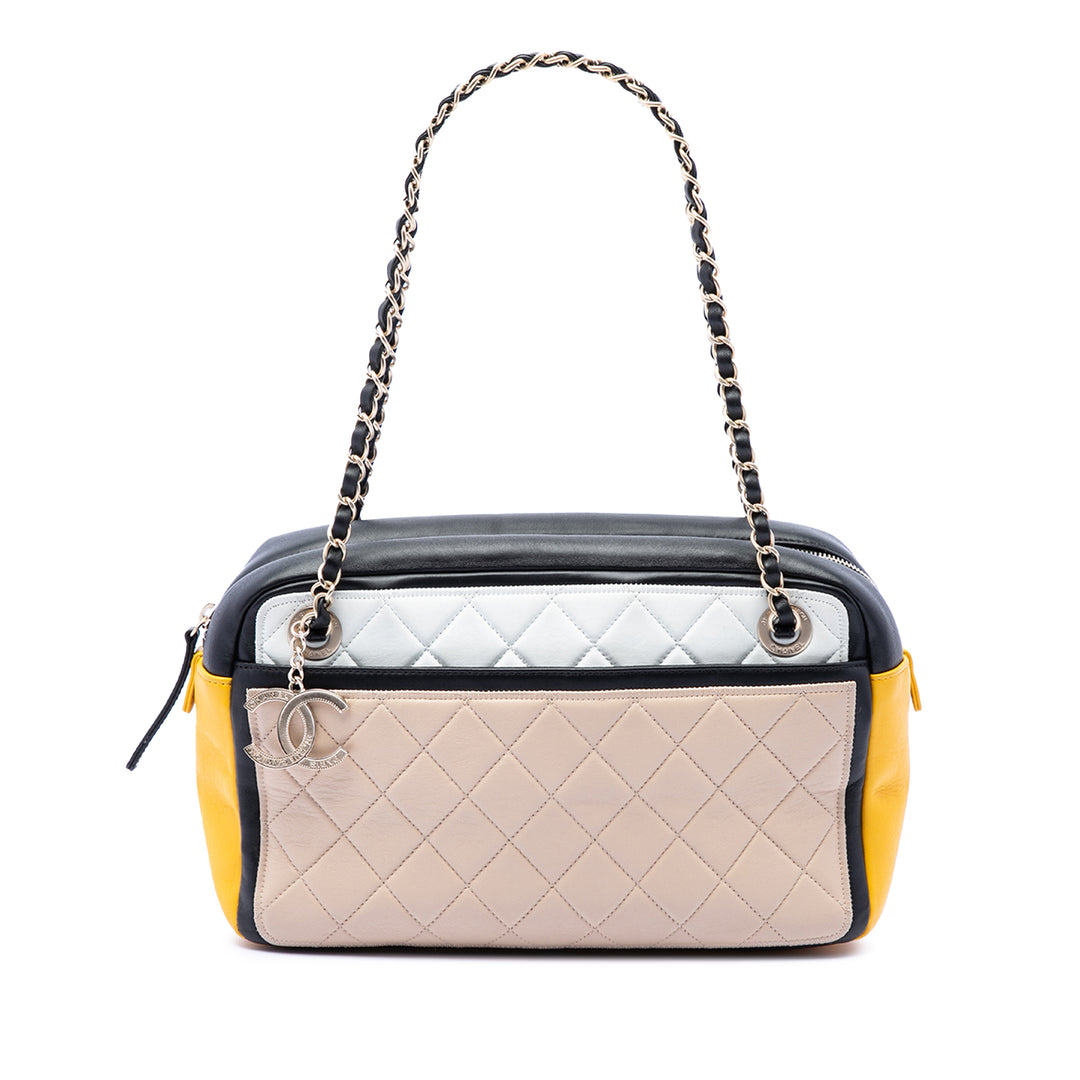 Chanel Tricolor Matelassé Cuir d’agneau Graphic Camera Étui Sac Multi