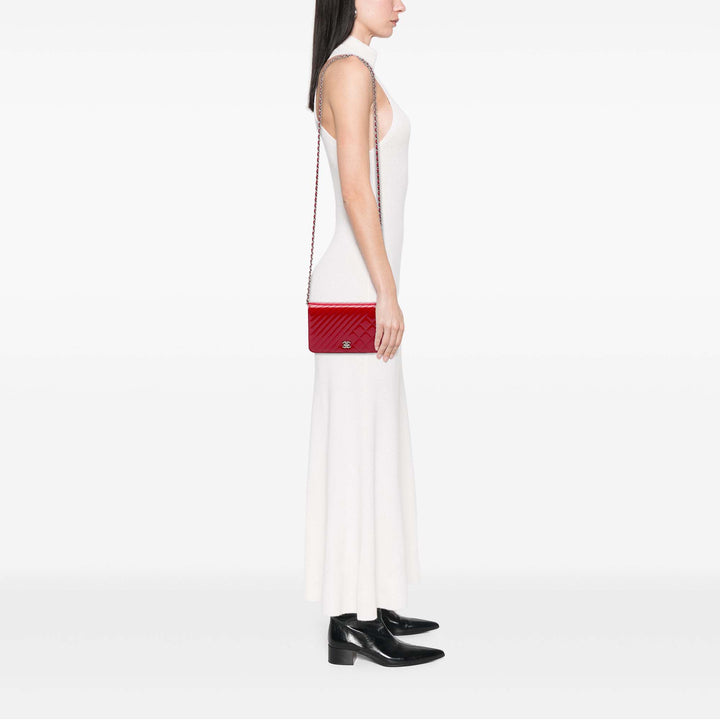 Chanel Matelassé Coco Boy Wallet on Chain Rouge – vue 6 – GABY PARIS