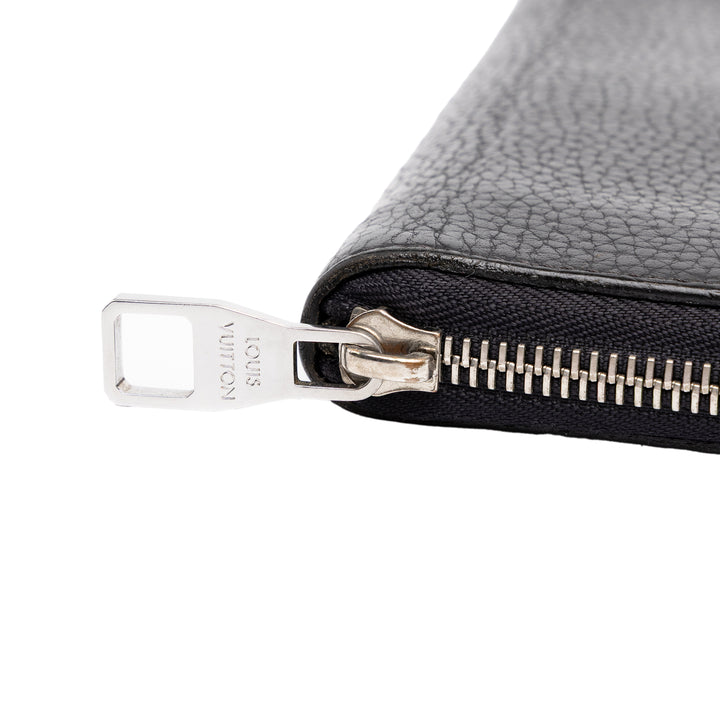 Louis Vuitton Vertical Zippy Portefeuille long taurillon Noir – vue 6 – GABY PARIS