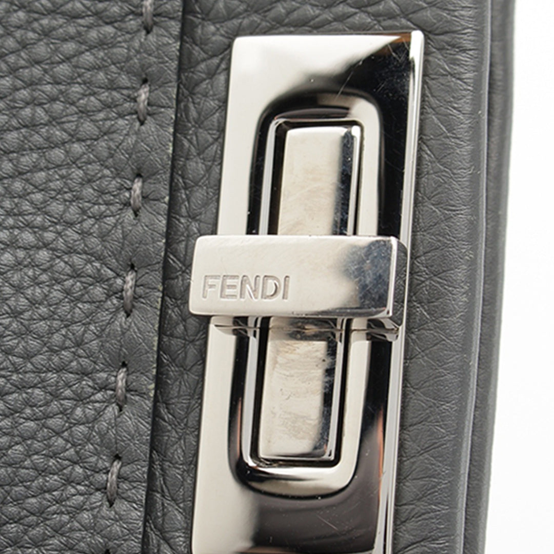 Fendi Selleria Peekaboo Iconic Sac Moyen Cuir