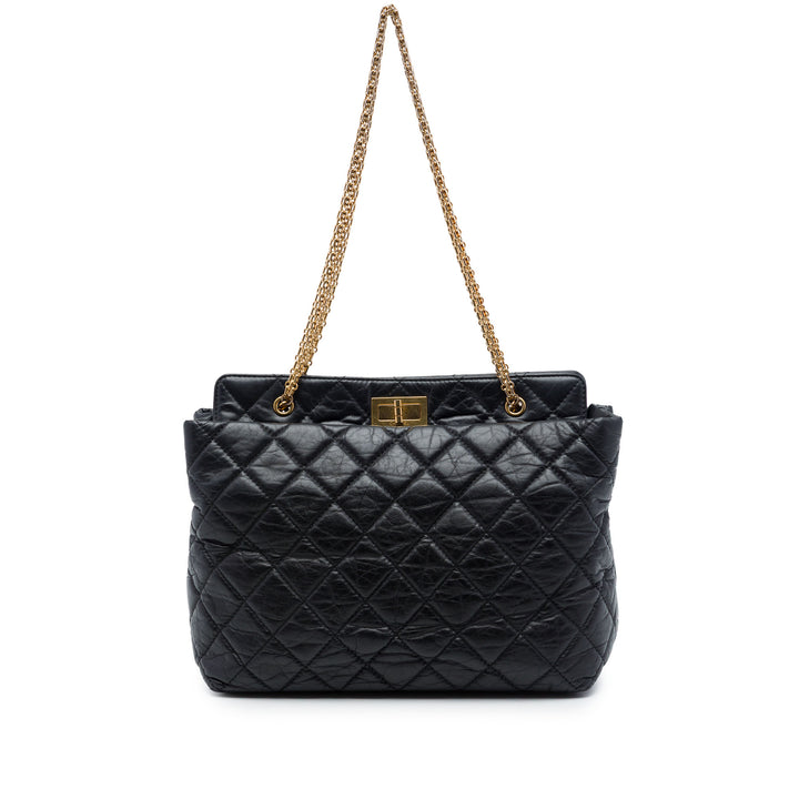 Chanel Matelassé vieilli Reissue 2.55 Cabas Cuir de veau Noir – vue principale – GABY PARIS