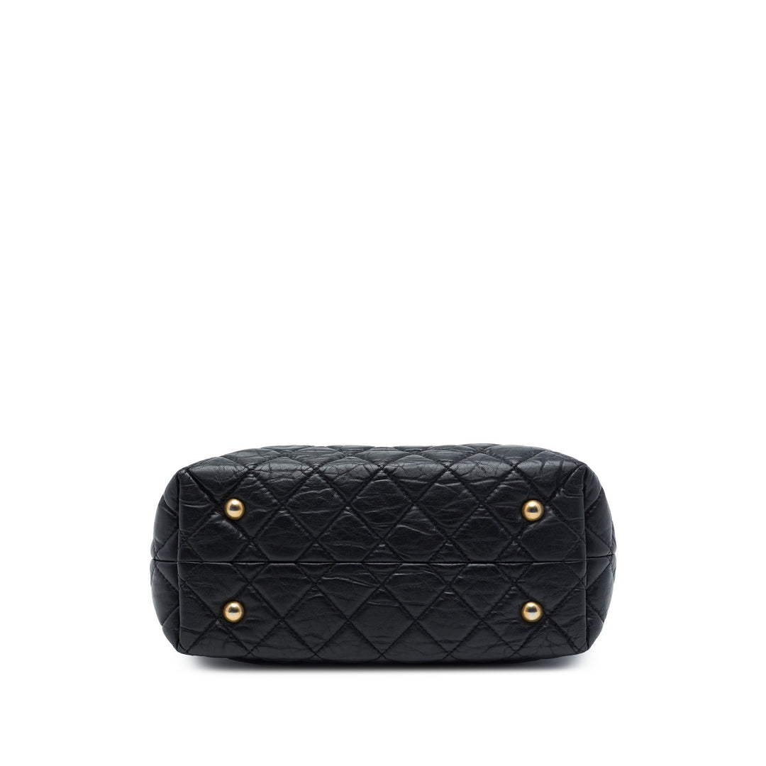 Chanel Matelassé vieilli Reissue 2.55 Cabas Cuir de veau Noir – vue 3 – GABY PARIS