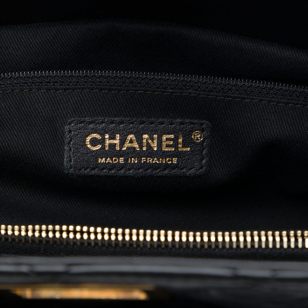Chanel Matelassé vieilli Reissue 2.55 Cabas Cuir de veau Noir – vue 5 – GABY PARIS