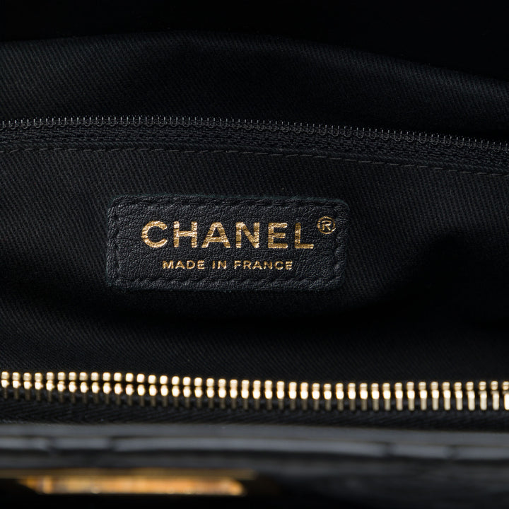 Chanel Matelassé vieilli Reissue 2.55 Cabas Cuir de veau Noir – vue 5 – GABY PARIS